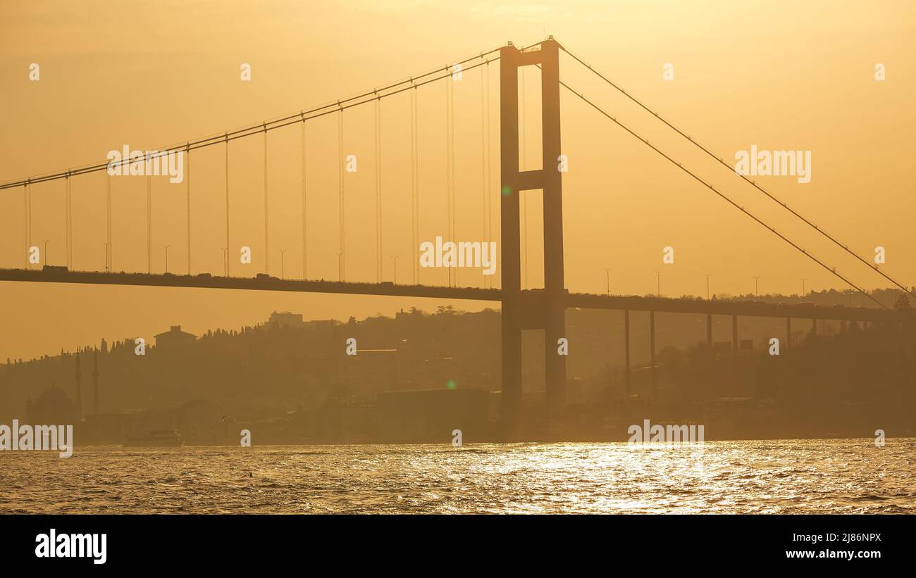 The Bosphorus Bridge connecting Europe and Asia Stock Photo Alamy