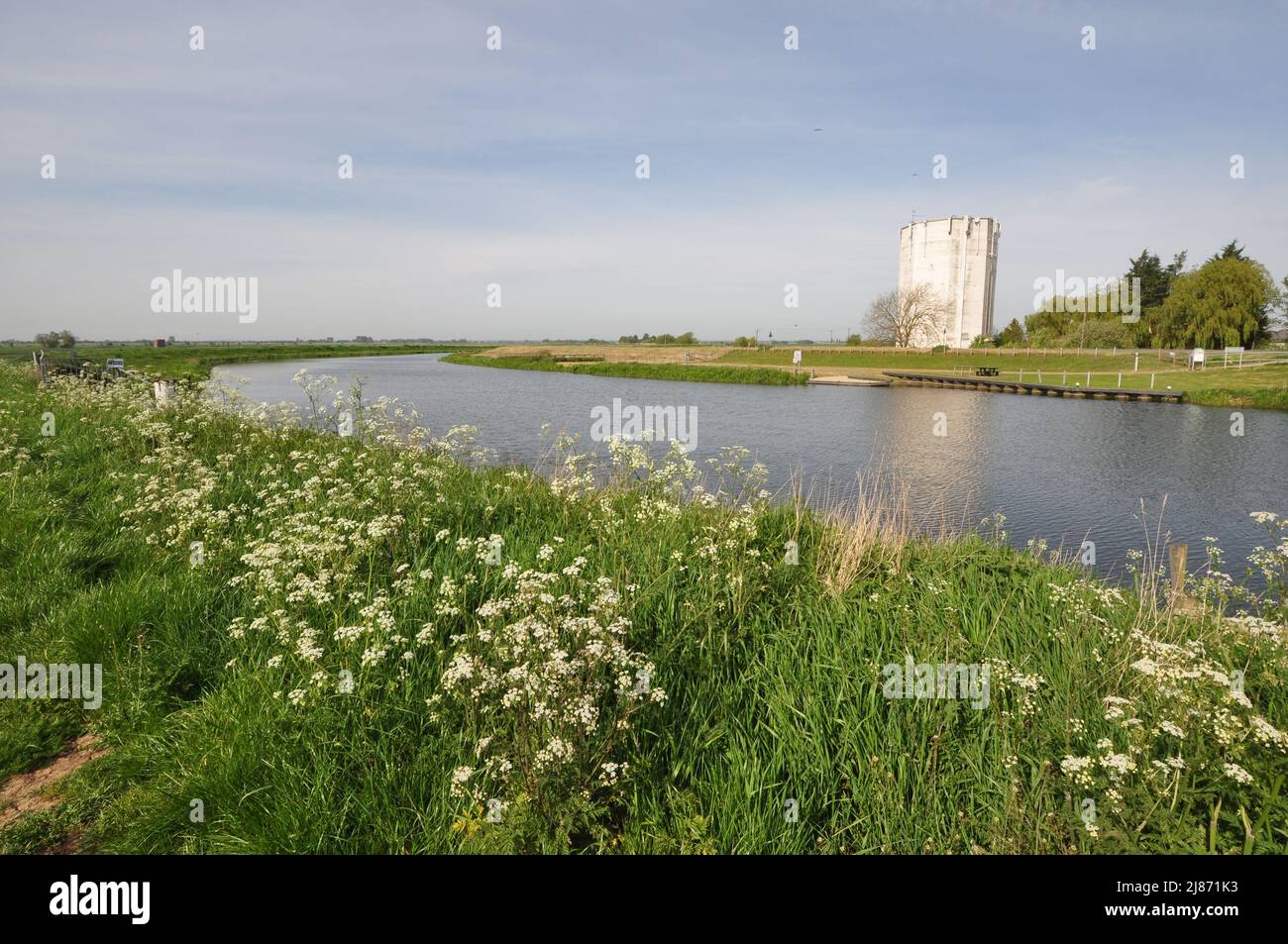 River Welland and Crowland water tower, west of Crowland, Lincolnshire, England, UK Stock Photo