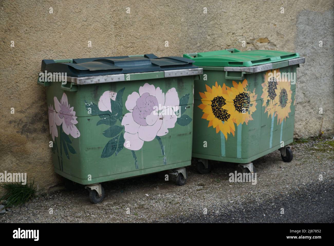 Garbage boxes best sale