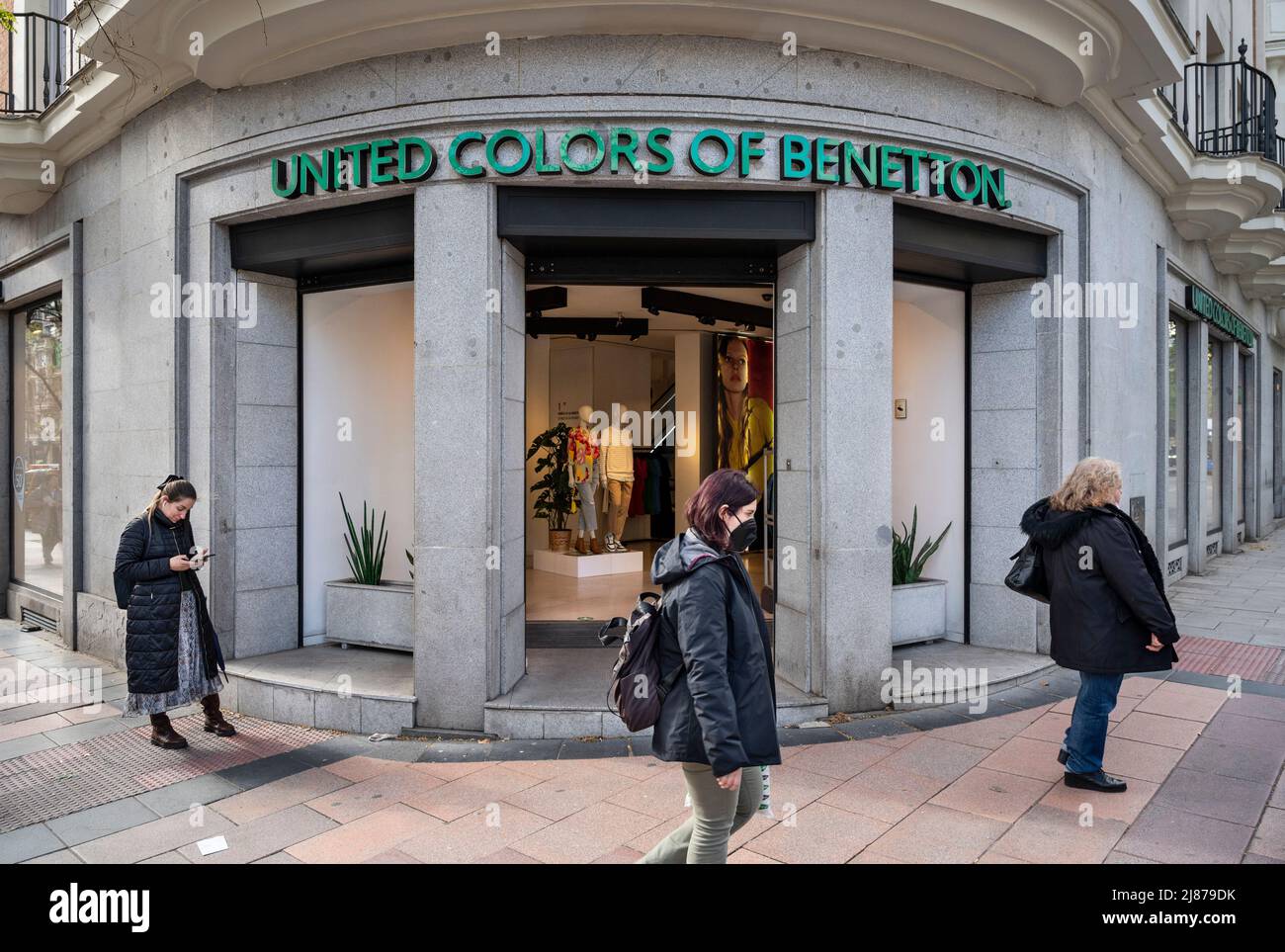 Madrid, Spain. 04th May, 2022. Pedestrians walk past the Italian fashion  brand United Colors of Benetton