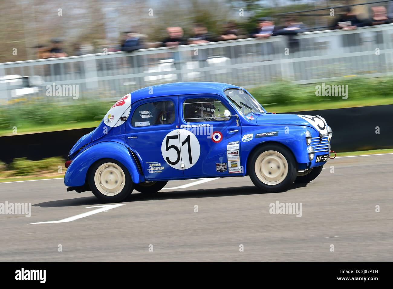 Mena Pierre-Brice, Renault 4CV, Sopwith Cup, This was a twenty minute race for vehicles of a type that competed up to 1956, it featured a considerably Stock Photo