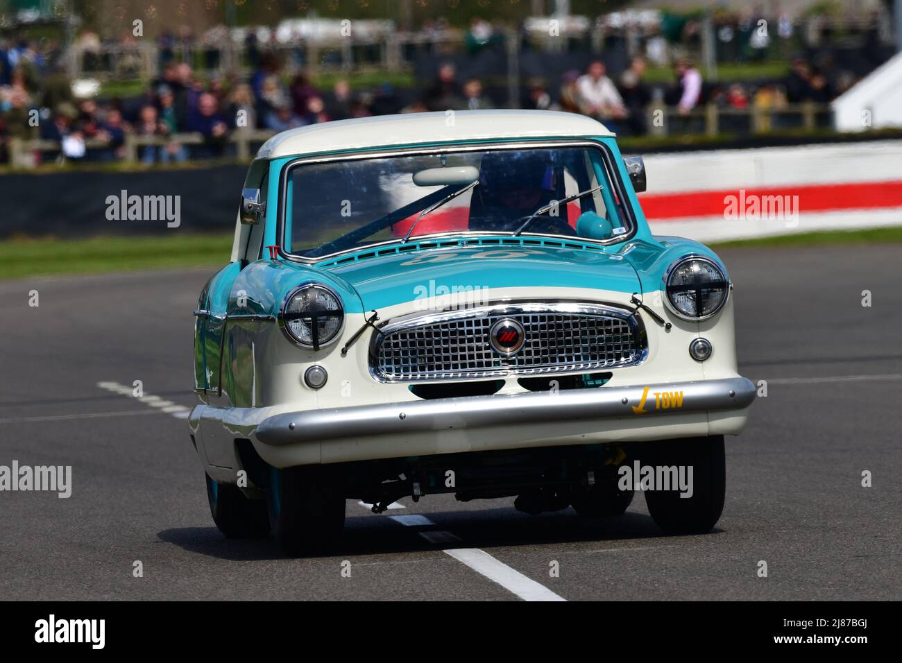 Charles Rainford, Nash Metropolitan, Sopwith Cup, This was a twenty minute race for vehicles of a type that competed up to 1956, it featured a conside Stock Photo