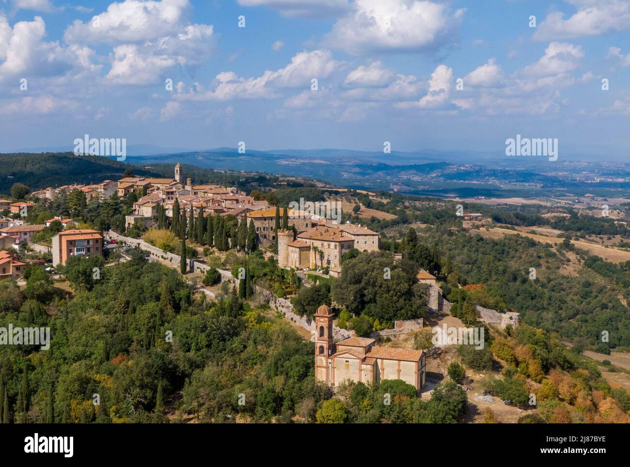 Aerial view of the historical town of Montefollonico Stock Photo