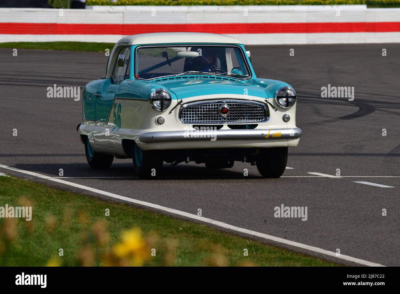 Charles Rainford, Nash Metropolitan, Sopwith Cup, This was a twenty minute race for vehicles of a type that competed up to 1956, it featured a conside Stock Photo