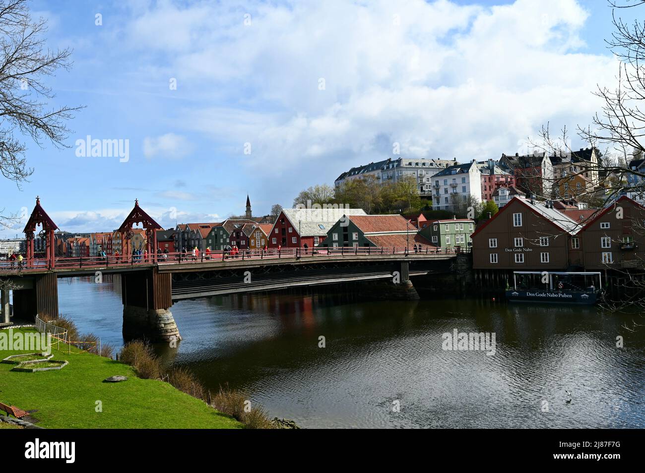 Liebesbrücke in Trondheim über den Nidelva Stock Photo