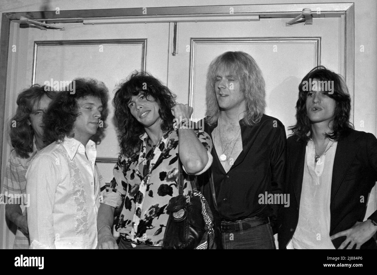 Joe perry aerosmith 1978 hi-res stock photography and images - Alamy