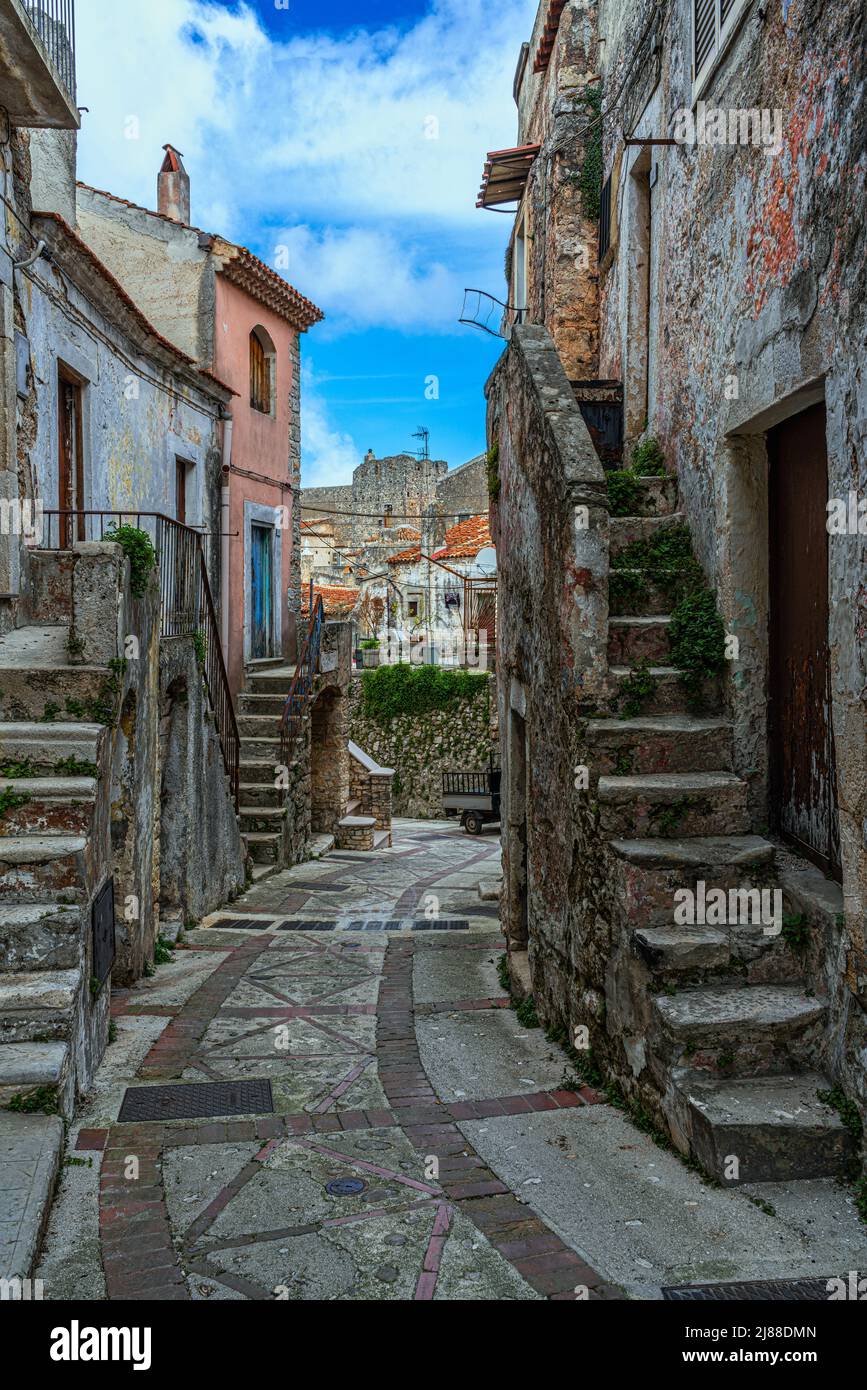 Old and ancient alleys of the medieval village of Vico del Gargano. Characteristic are the narrow steps to access the houses. Vico del Gargano, Puglia Stock Photo