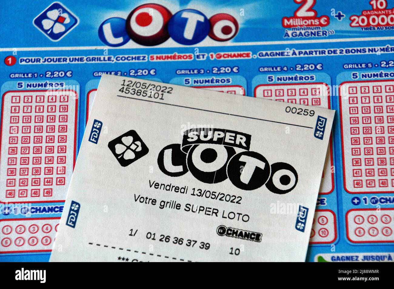 Super loto hi-res stock photography and images - Alamy