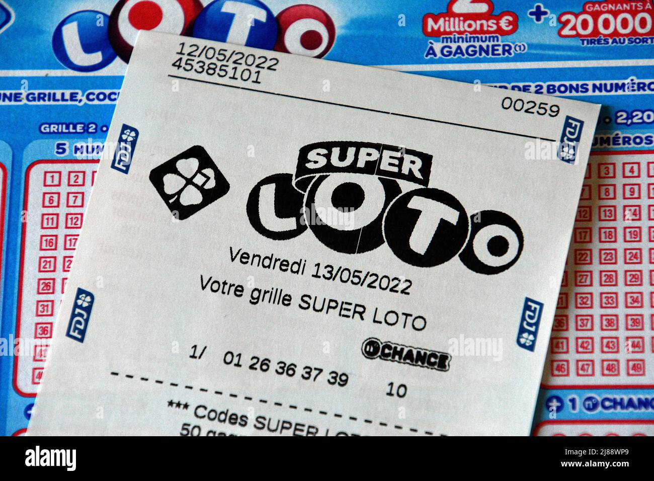 Lotto draw hi-res stock photography and images - Alamy