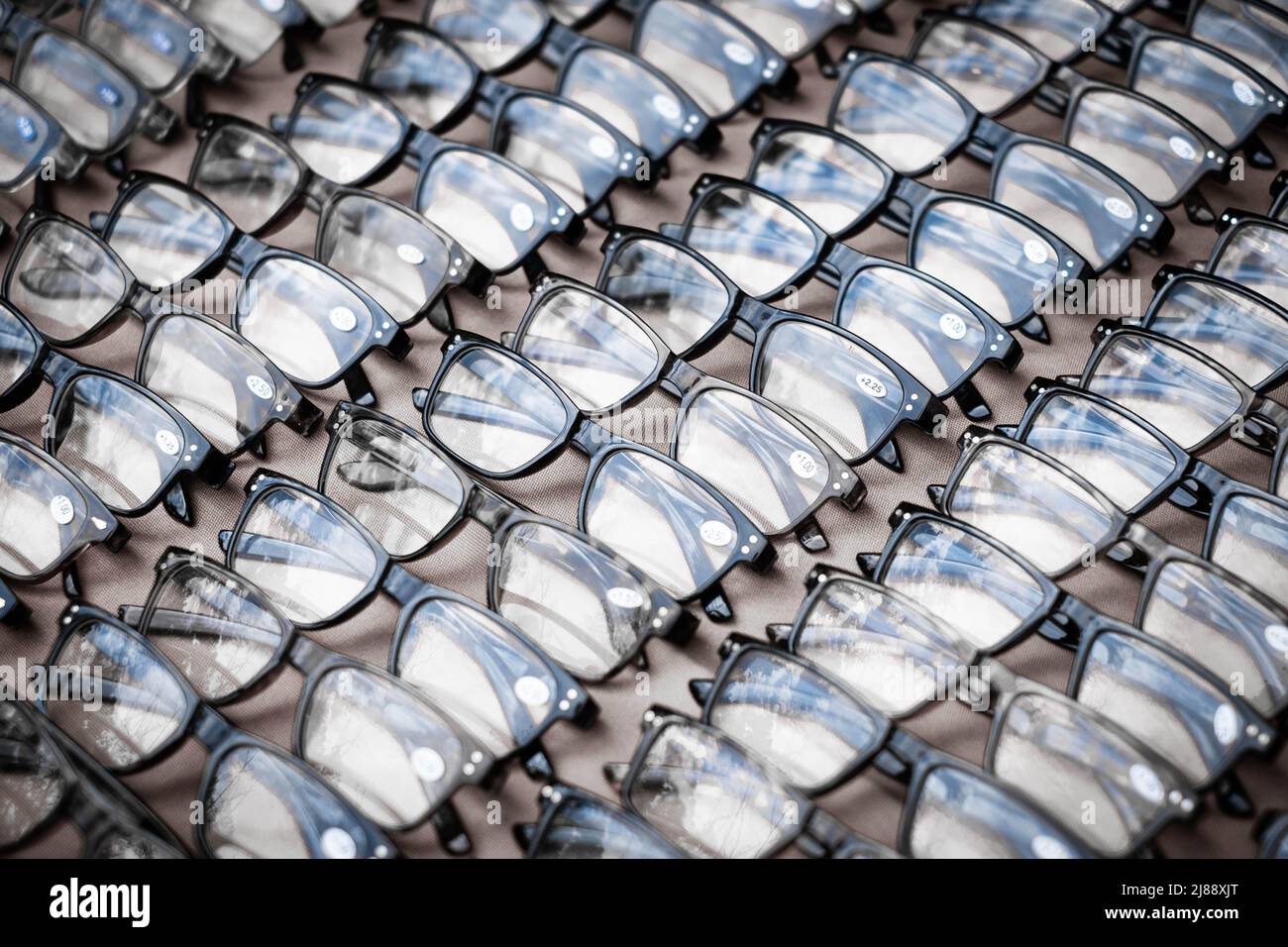 Selling glasses hi-res stock photography and images - Alamy