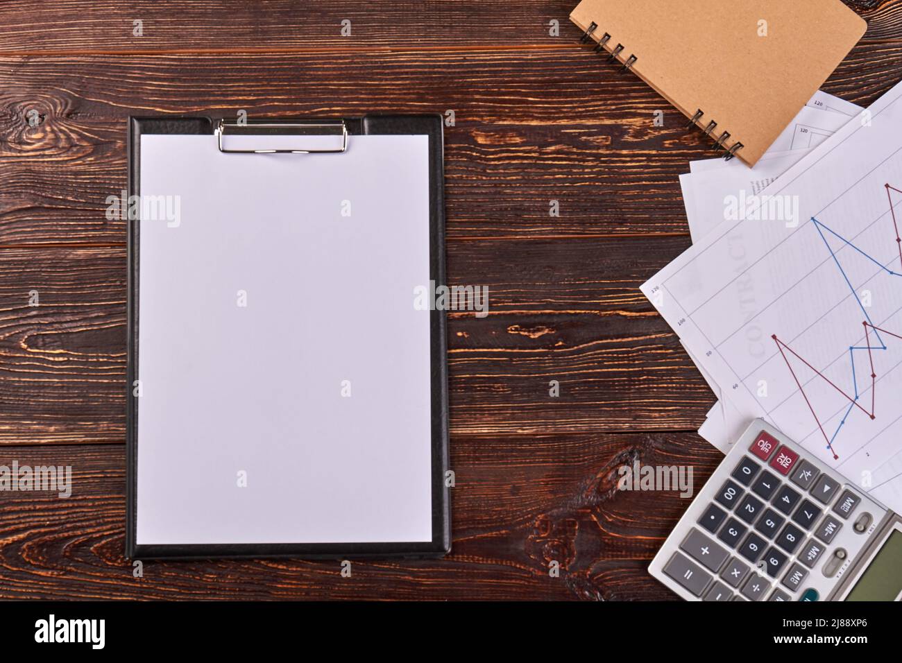 Blank paper on desk hi-res stock photography and images - Alamy