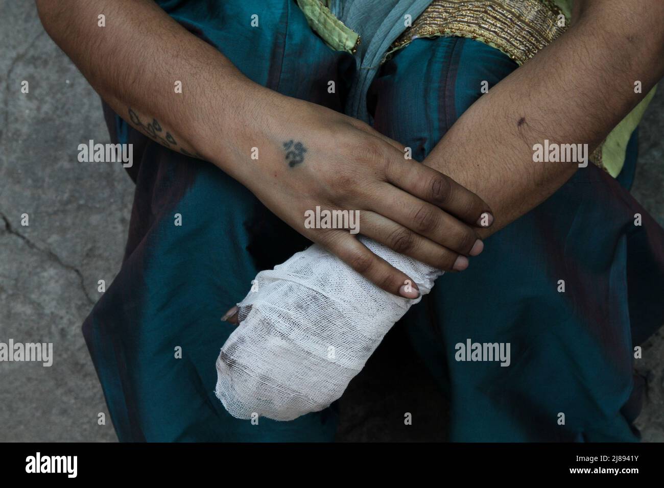 New Delhi, India. 14th May, 2022. A victim of the fire accident which broke into a commercial building gives an interview. (Credit Image: © Karma Sonam Bhutia/ZUMA Press Wire) Credit: ZUMA Press, Inc./Alamy Live News Stock Photo