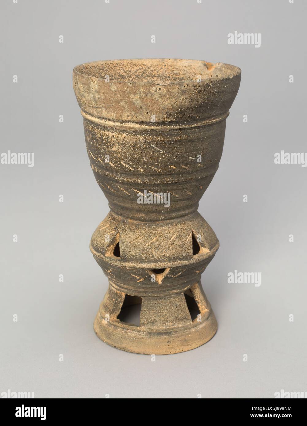 Cup with Interior Rattle and Incised and Openwork Decoration, Korea, Three Kingdoms period (57 B.C.-A.D. 668), Gaya Federation (42-562), 5th century. Stock Photo