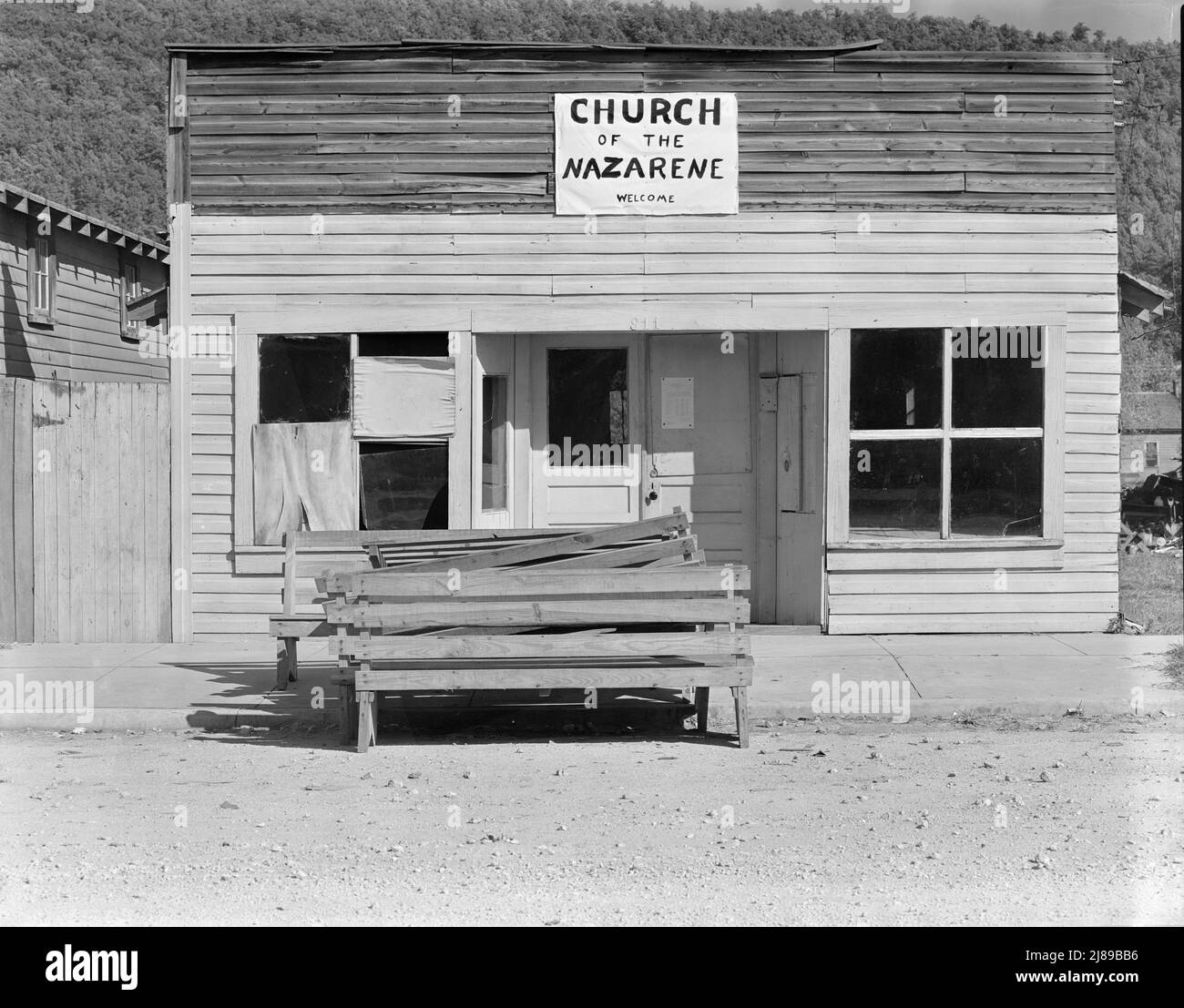 Entrance doors church door Black and White Stock Photos & Images - Alamy
