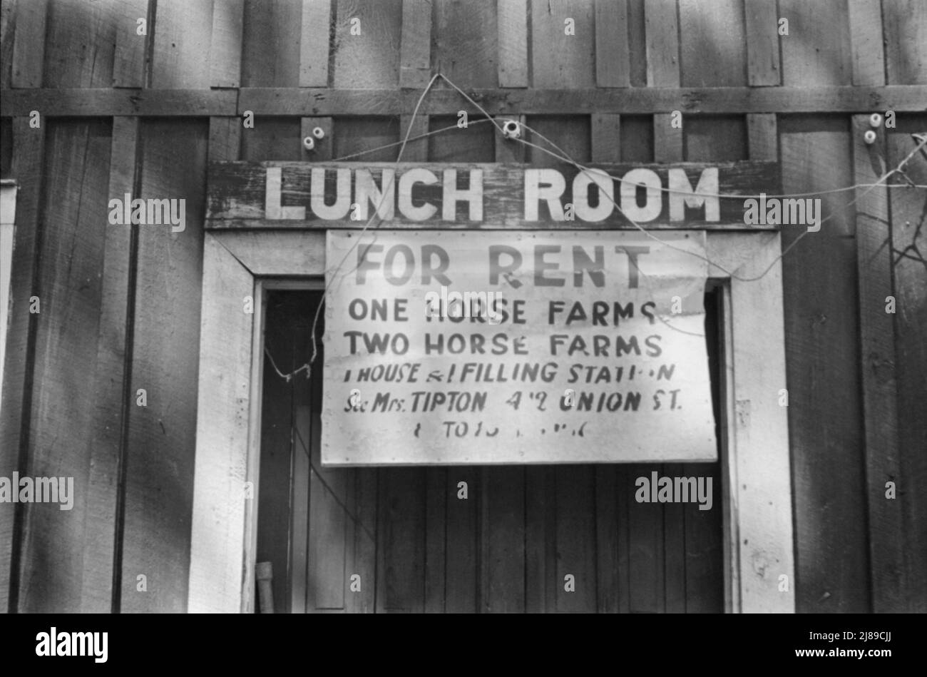 Tenant farm rental sign, Alabama. ['Lunch Room For Rent One Horse