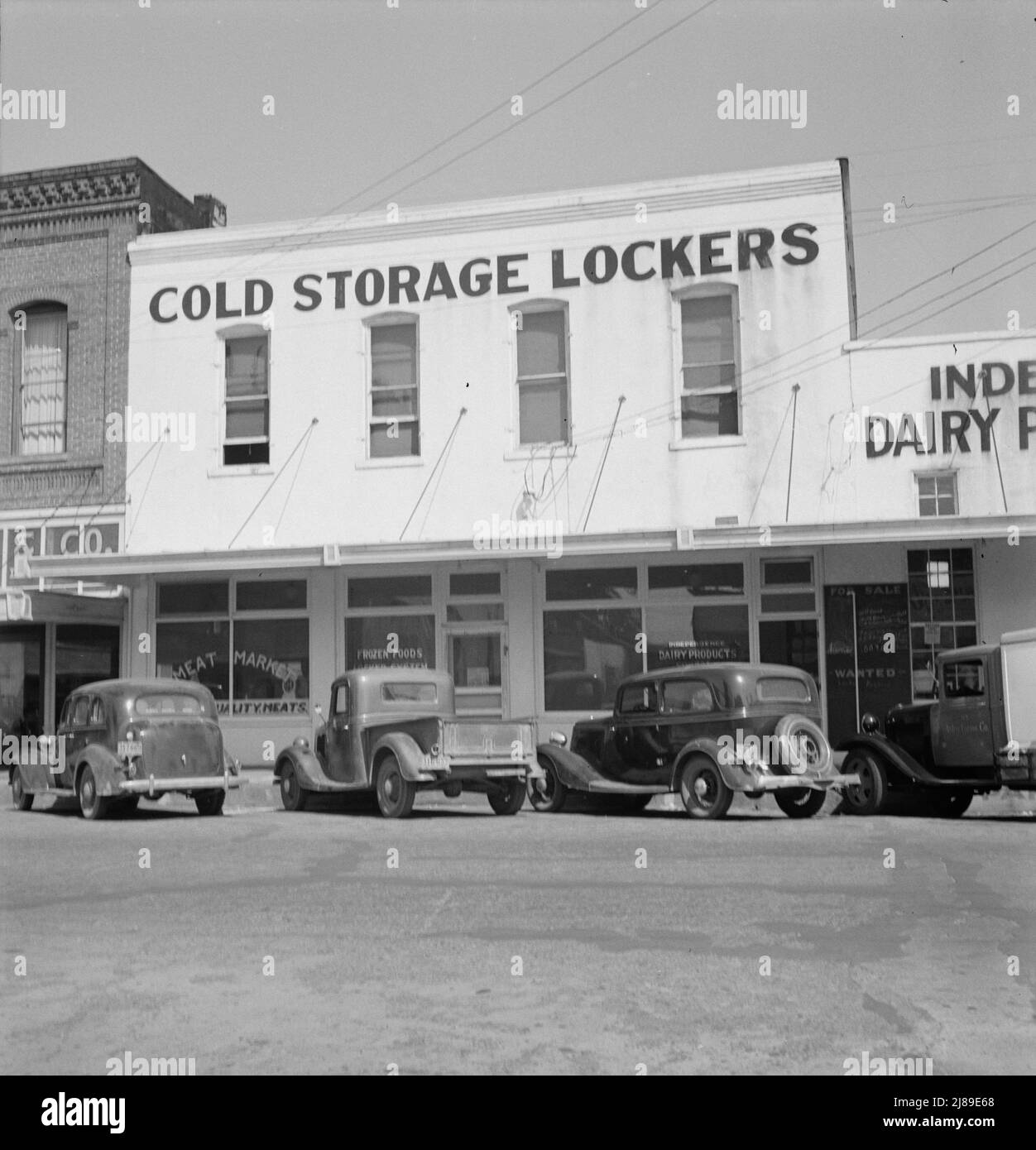 United states cold storage hires stock photography and images Alamy