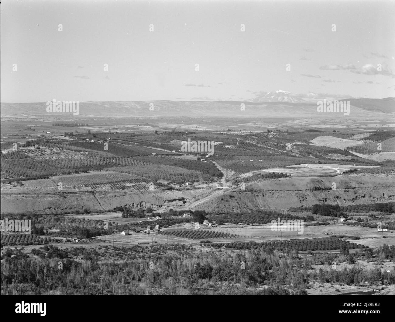 [Untitled, possibly related to Looking down on part of the Valley