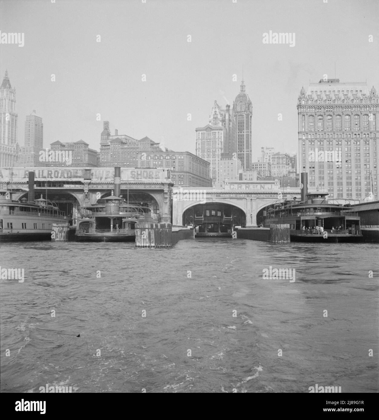 State of the art ferries Black and White Stock Photos & Images Alamy