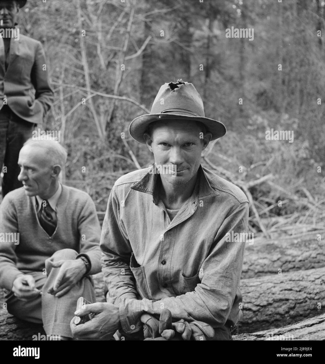 Self help group Black and White Stock Photos & Images Alamy