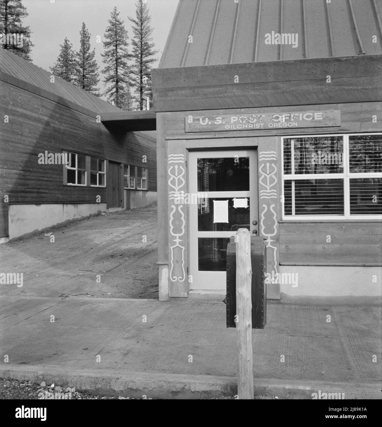 Post office in company lumber town. Gilchrist, Oregon Stock Photo Alamy
