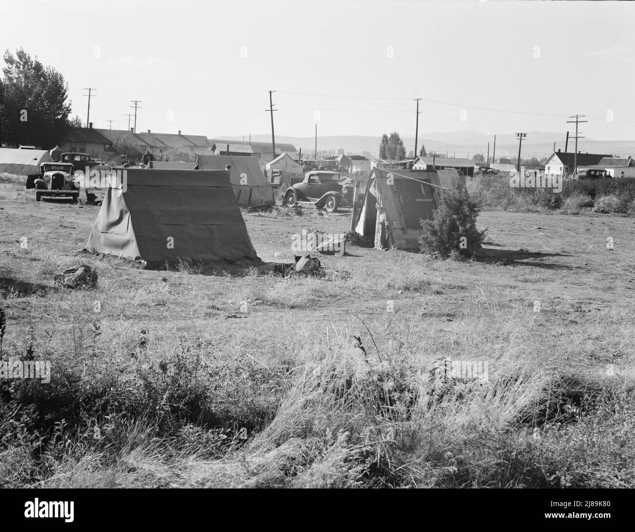Squatter camp entering potato town. Malin, Klamath County, Oregon Stock