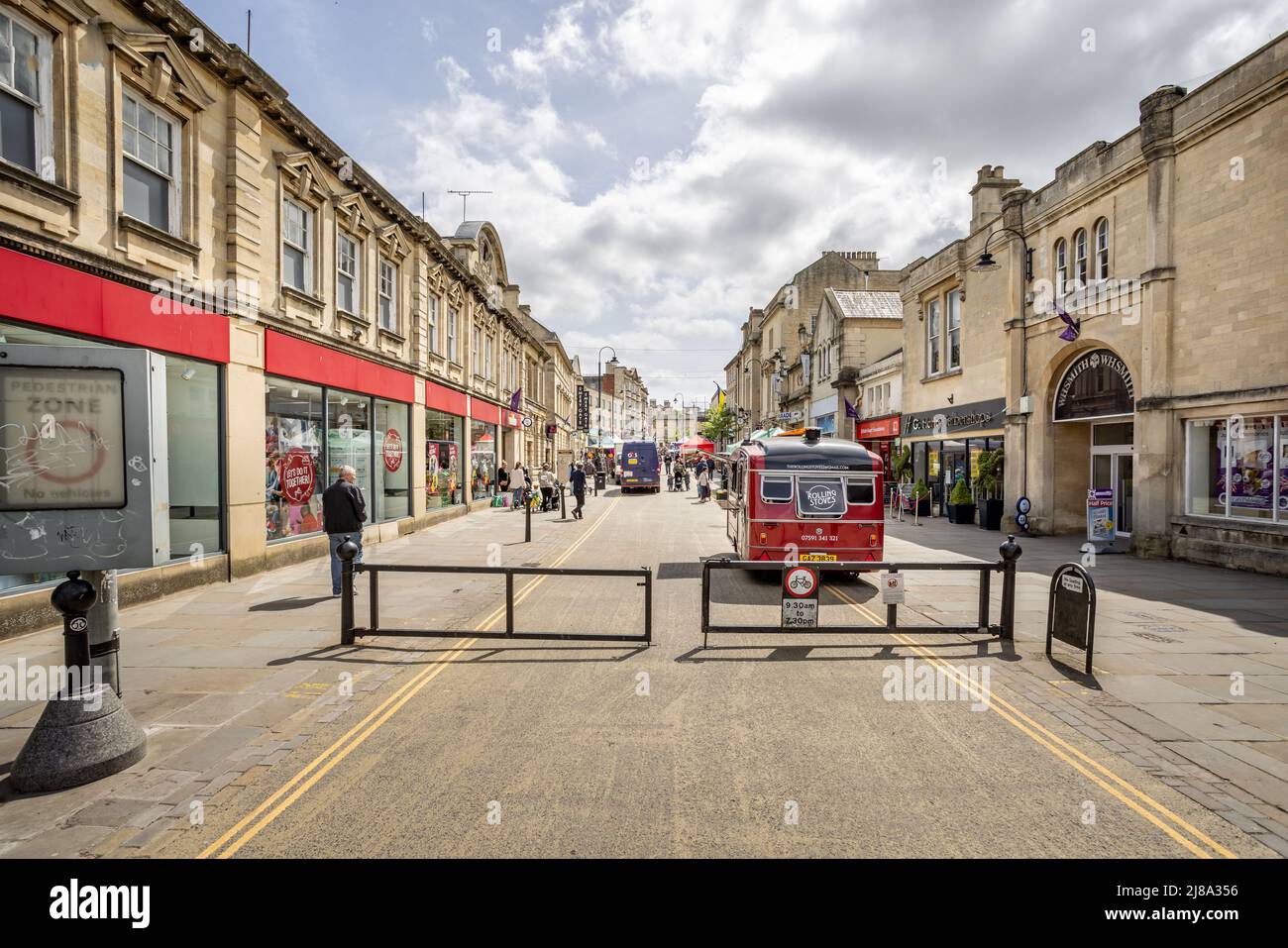 Friday open air street market in Chippenham, Wiltshire, UK on 13 May 2022 Stock Photo Alamy