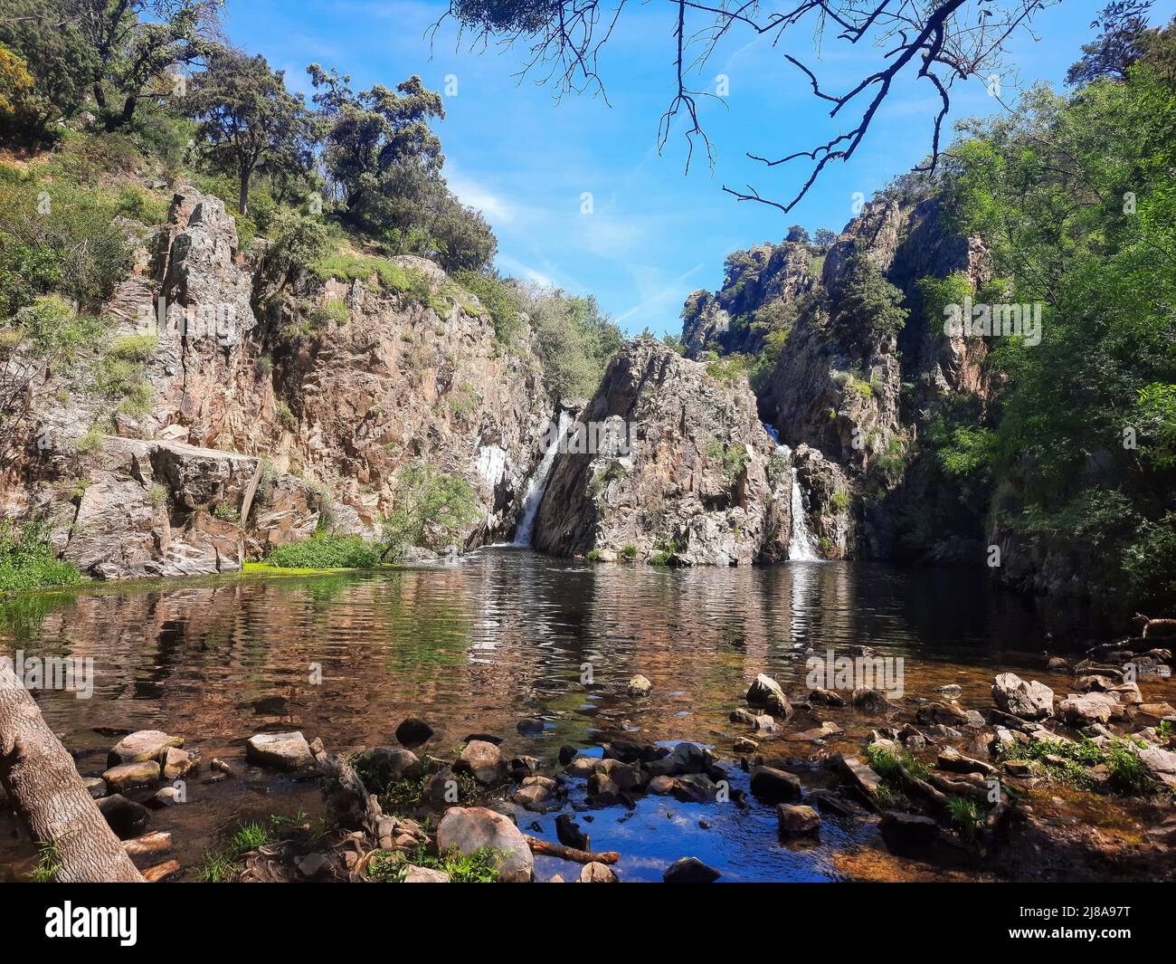 Cascada hi-res stock photography and images - Page 18 - Alamy