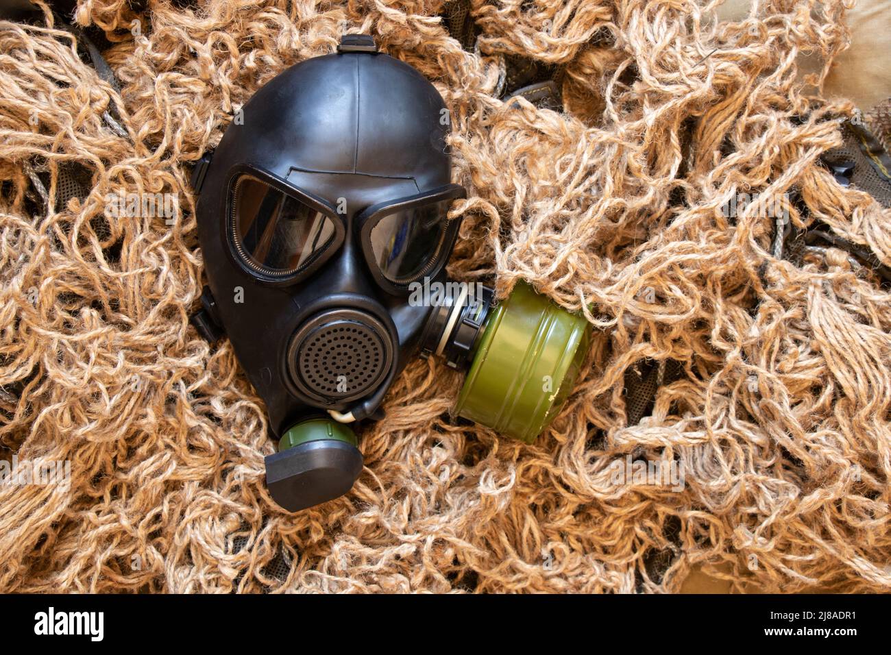 Military gas mask Banque de photographies et d'images à haute résolution -  Alamy