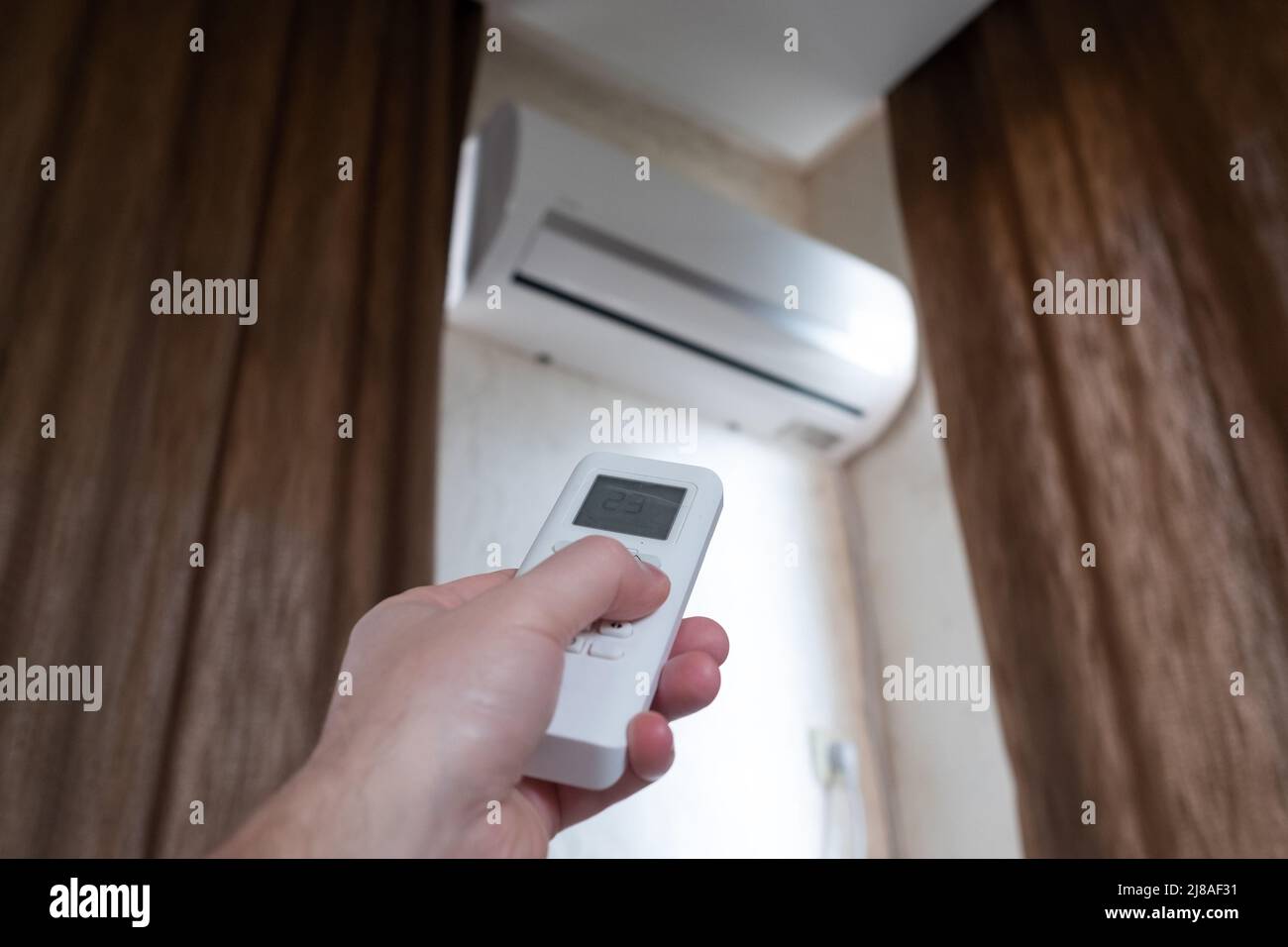Turning off air conditioner hires stock photography and images Alamy