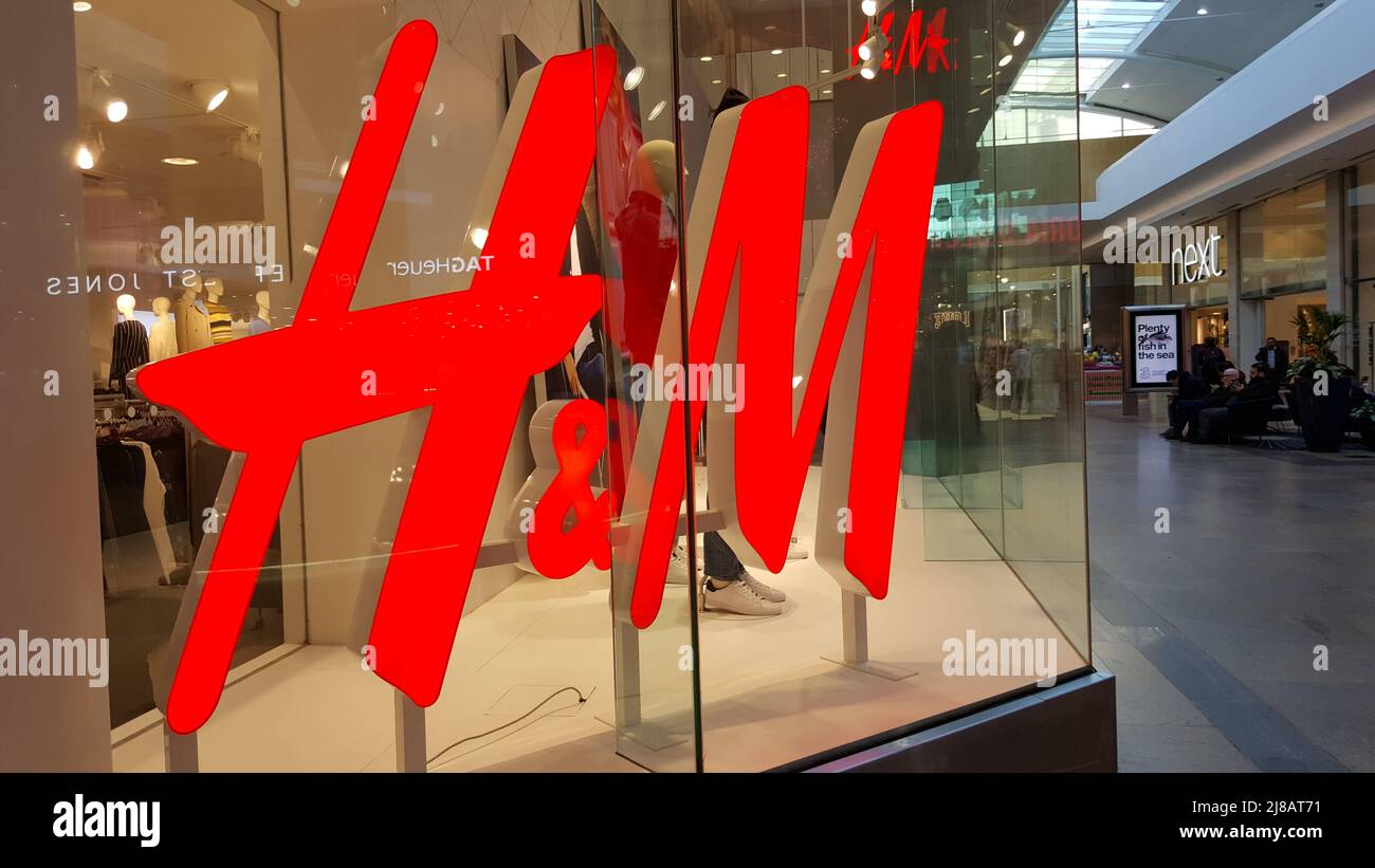 H&M Clothing Shop Sign Stock Photo - Alamy
