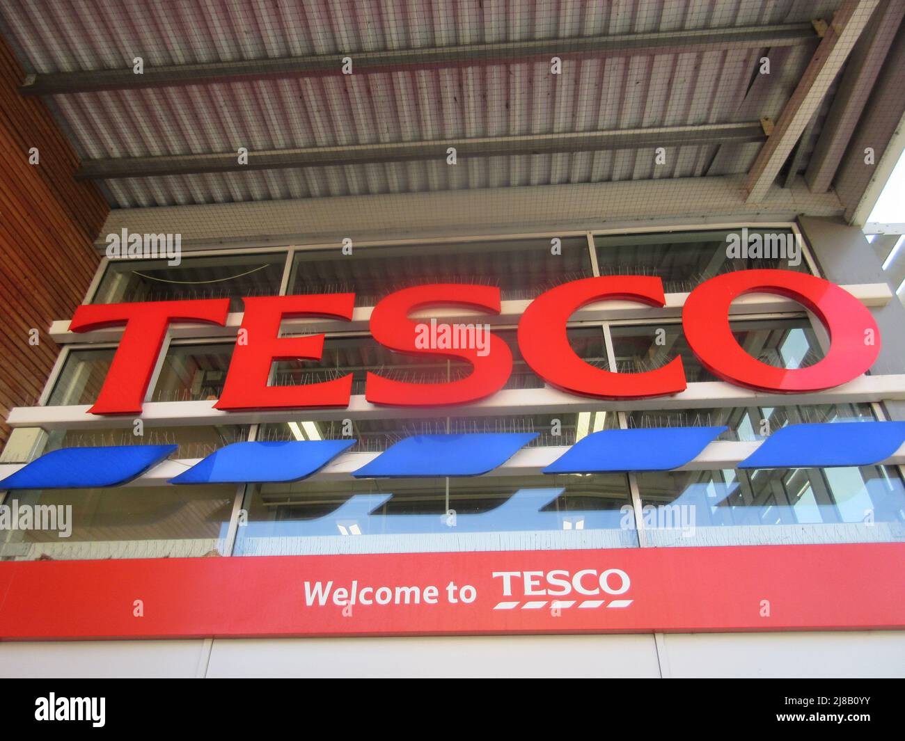 Tesco Supermarket Shop Sign Stock Photo Alamy