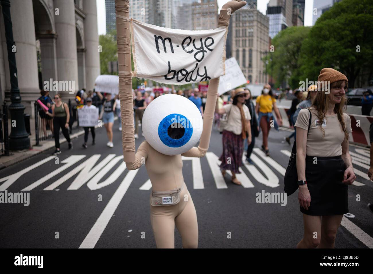 New York, New York, USA. 14th May, 2022. Demonstrators take to the streets during a pro-choice, pro-life march and rally in New York. Some groups marched from Foley Square across the Brooklyn Bridge, while another group marched from Brooklyn across the bridge to Foley Square in Manhattan. Abortion protest took place around the United States. (Credit Image: © Brian Branch Price/ZUMA Press Wire) Stock Photo