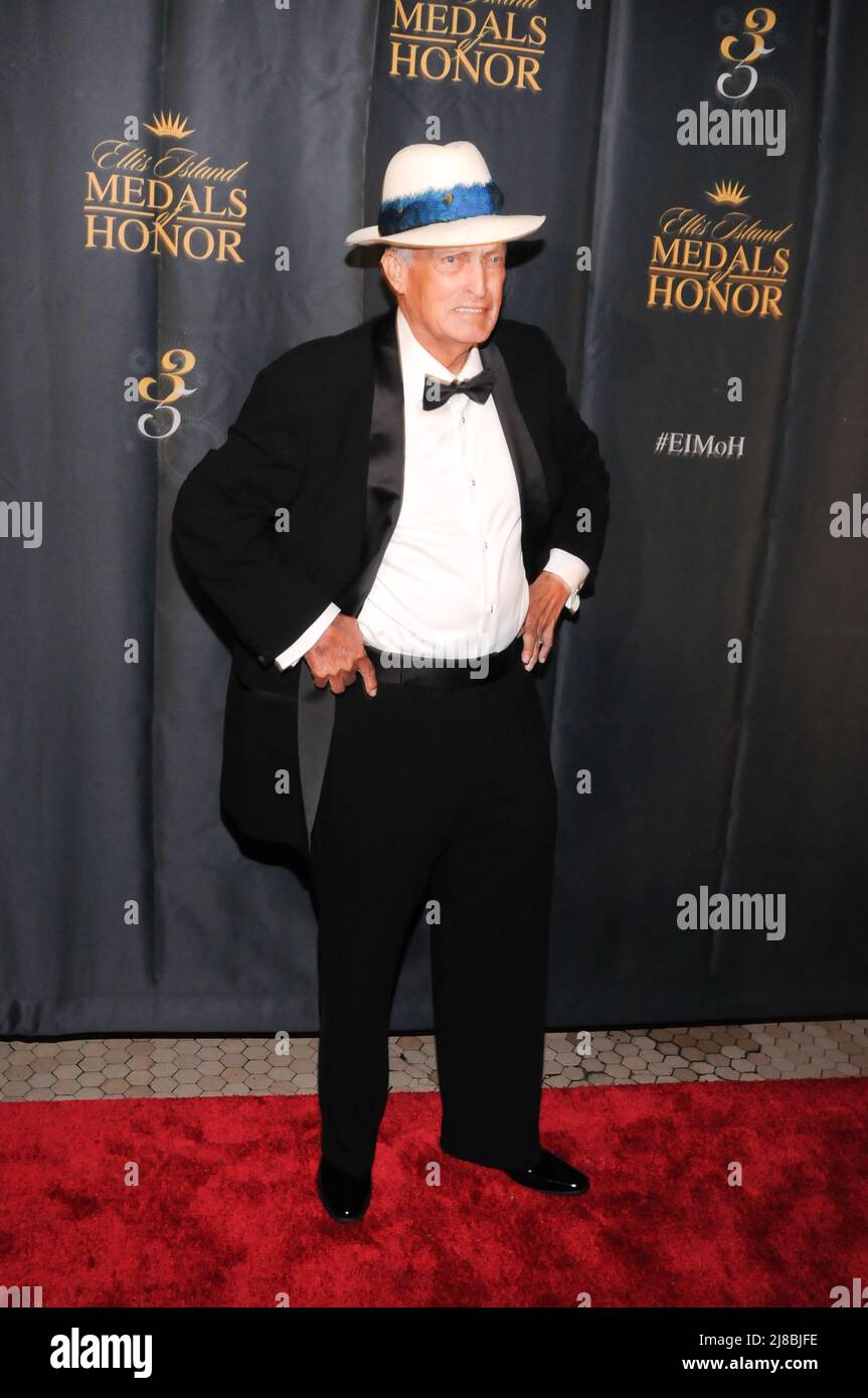 Chi-Chi Rodriguez (Juan Antonio Rodriguez) attends the 35th Anniversary