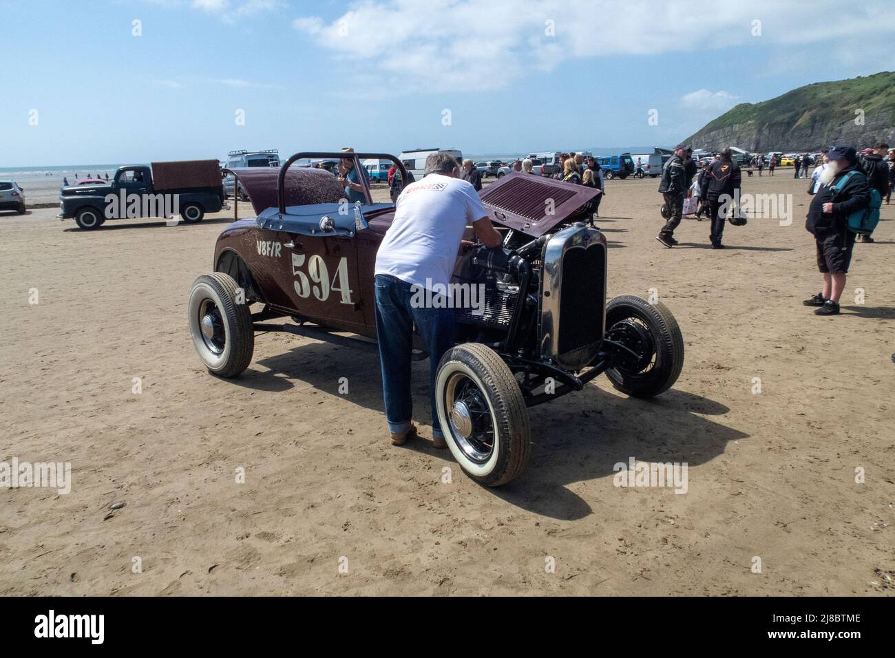 Streamliner hot rod hi-res stock photography and images - Alamy