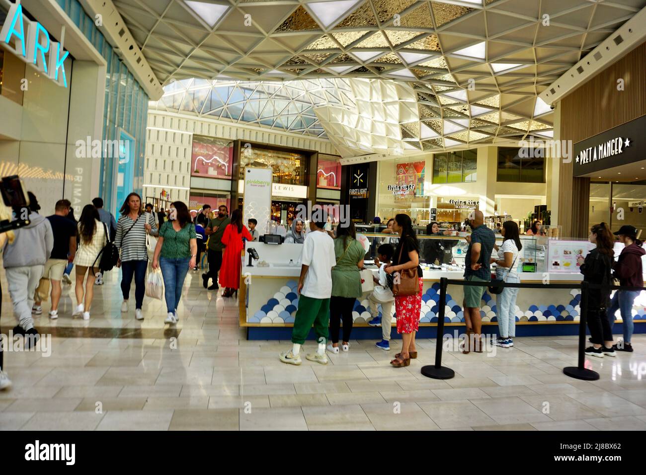 Shopping mall westfield sale hi-res stock photography and images - Page 2 -  Alamy