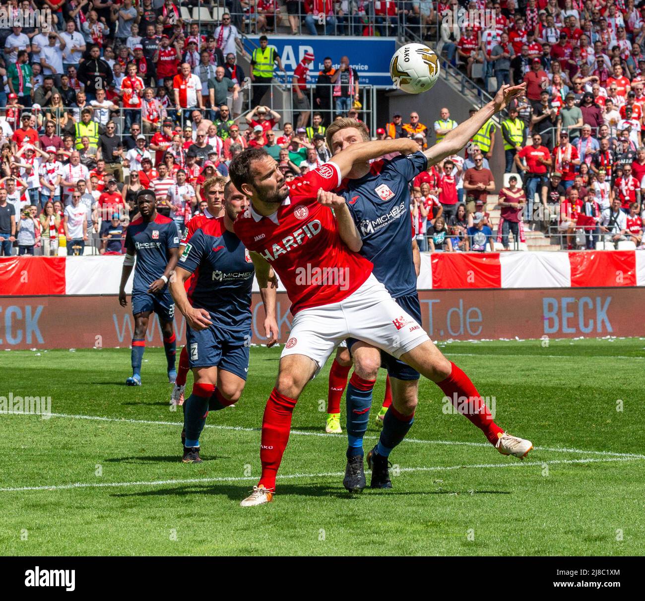 FC Hermannstadt - 🇧🇷 Joga bonito a #FCH! Romario Pires, mijlocaș central  5️⃣2️⃣🔴⚪⚫⚽💪 #teamspirit #football #vibes #echipa Next match ▷ ⚽ CSM Poli  Iași 🆚 A.F.C. Hermannstadt 🏆 Liga I 📅 15.09.2019