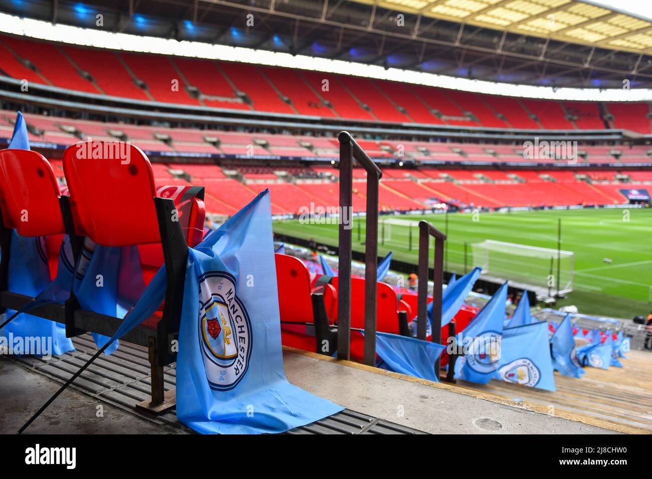 LONDON, UK. MAY 15TH  Manchester City flag before the Women's FA Cup Final between Chelsea and Manchester City at Wembley Stadium, London on Sunday 15th May 2022. (Credit: Ivan Yordanov | MI News) Stock Photo