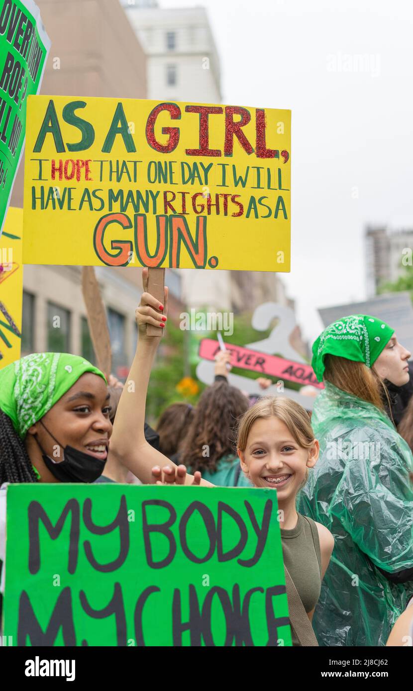 Hundreds of pro choice supporters gathered at Union Square in New York
