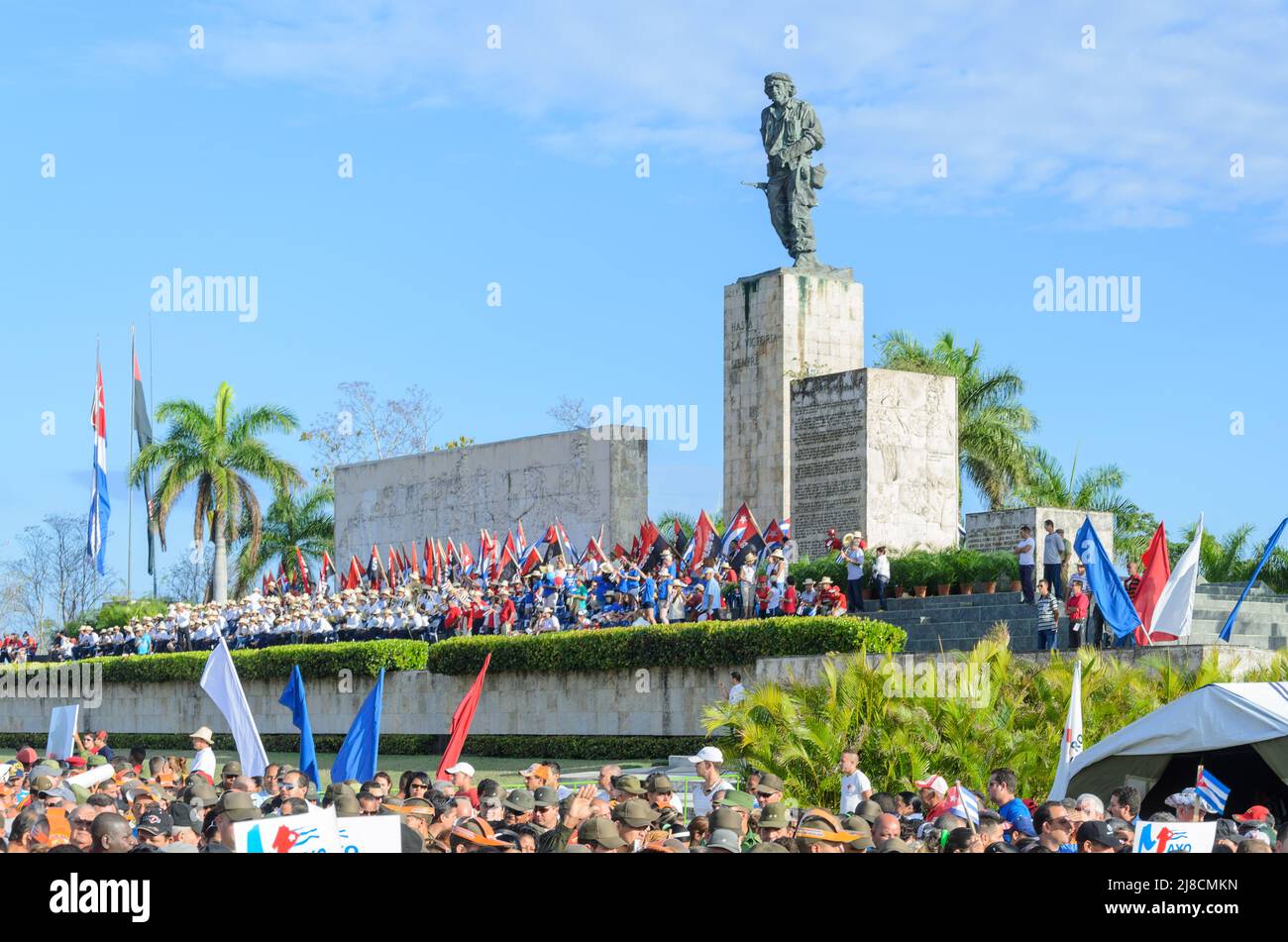 Members of the FAR (Fuerzas Armadas Revolucionarias) marching. The traditional May Day or Workers Day celebrations are held annually in the Che Guevar Stock Photo