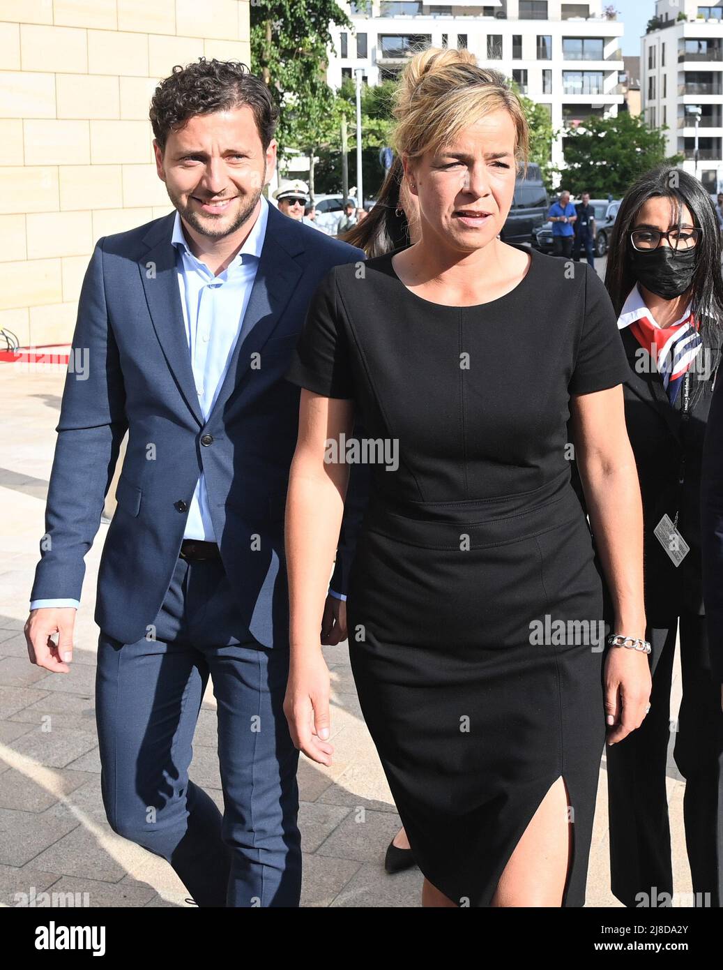 Duesseldorf, Germany. 15th May, 2022. Mona Neubaur (r), top