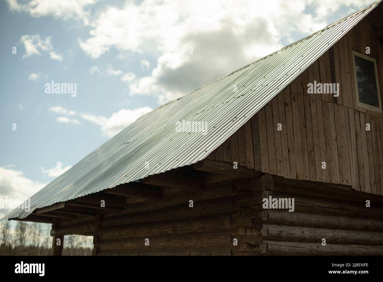 White roof coating hi-res stock photography and images - Alamy