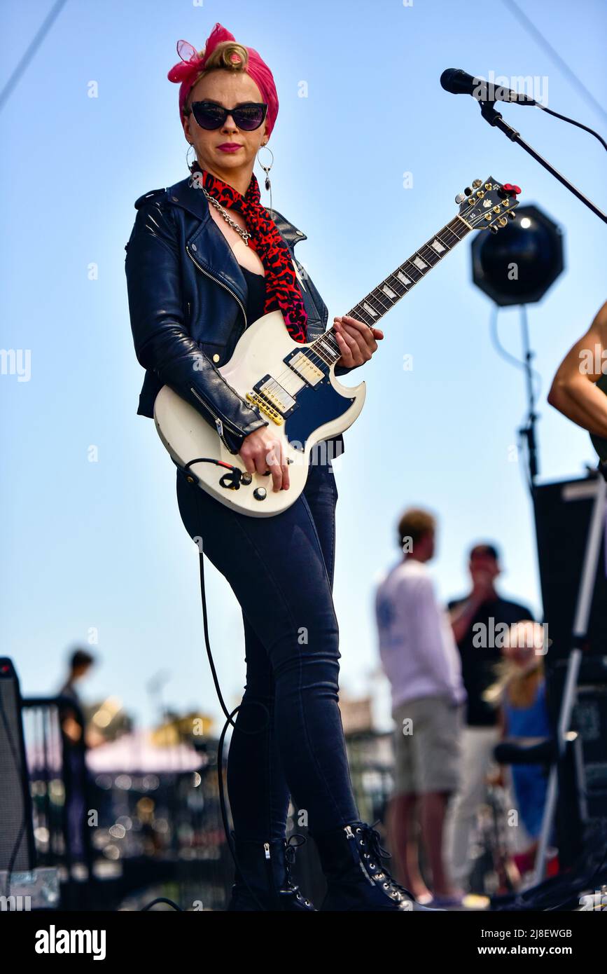 Samantha fish music concert hi-res stock photography and images - Alamy