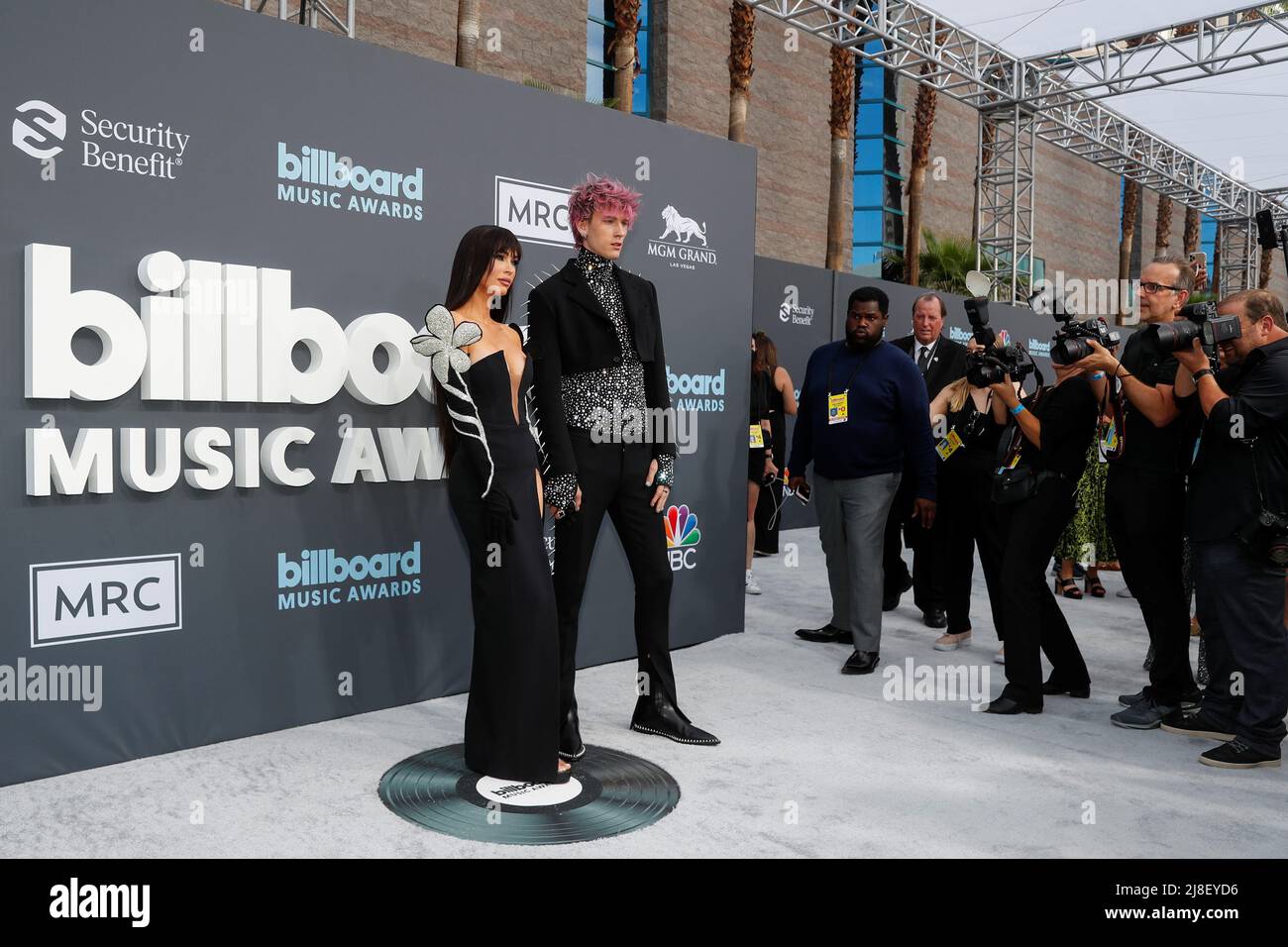 Megan Fox and Machine Gun Kelly arrive to attend the 2022 Billboard Music Awards at MGM Grand Garden Arena in Las Vegas, Nevada, U.S. May 15, 2022. REUTERS/Steve Marcus Stock Photo