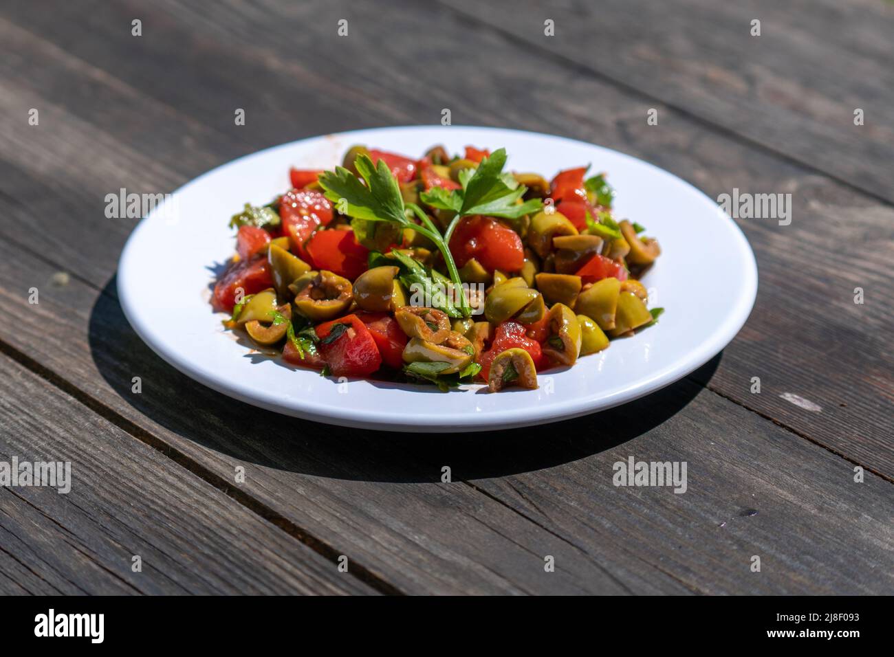 Panier a salade hi-res stock photography and images - Alamy