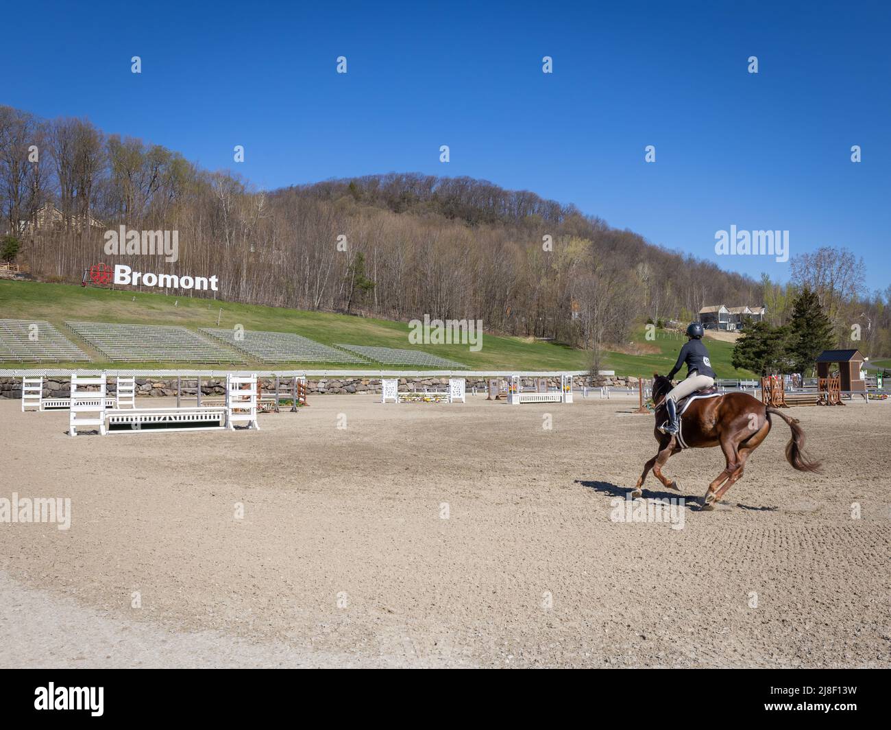 Horse jumping competition in Bromont, regional circuit, on the site of