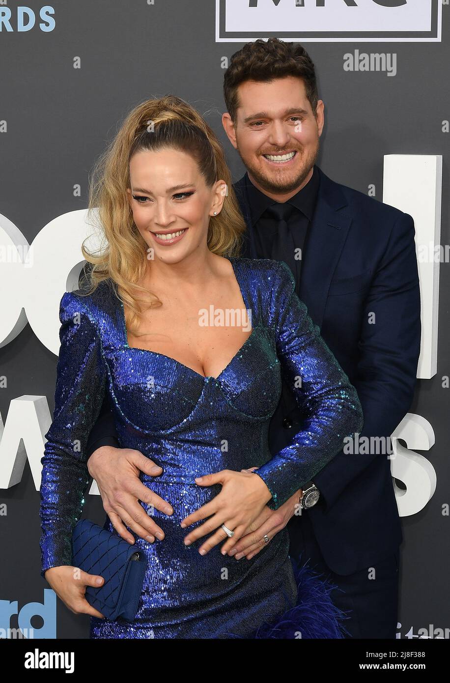 Las Vegas, USA. 15th May, 2022. Michael Buble and Luisana Lopilato attends the 2022 Billboard Music Awards at MGM Grand Garden Arena on May 15, 2022 in Las Vegas, Nevada. Photo: Casey Flanigan/imageSPACE/Sipa USA Credit: Sipa USA/Alamy Live News Stock Photo