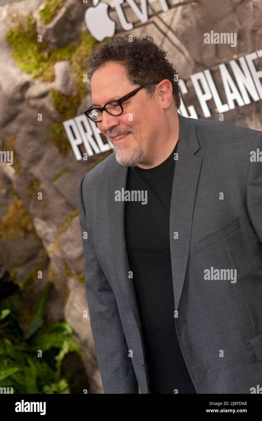 Los Angeles, USA. 15th May, 2022. Jon Favreau attends Premiere of Apple TV s 'Prehistoric Planet' at AMC Century City Mall, Los Angeles, CA on May 15, 2022 Credit: Eugene Powers/Alamy Live News Stock Photo