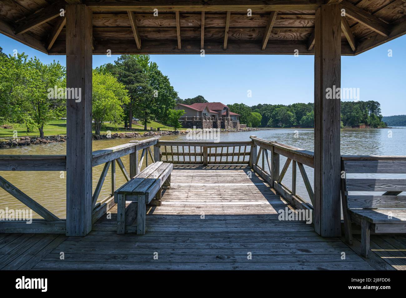 Scenic fishing pier view of the Lake Dardanelle State Park Visitors Center on Lake Dardanelle in Russellville, Arkansas. (USA) Stock Photo