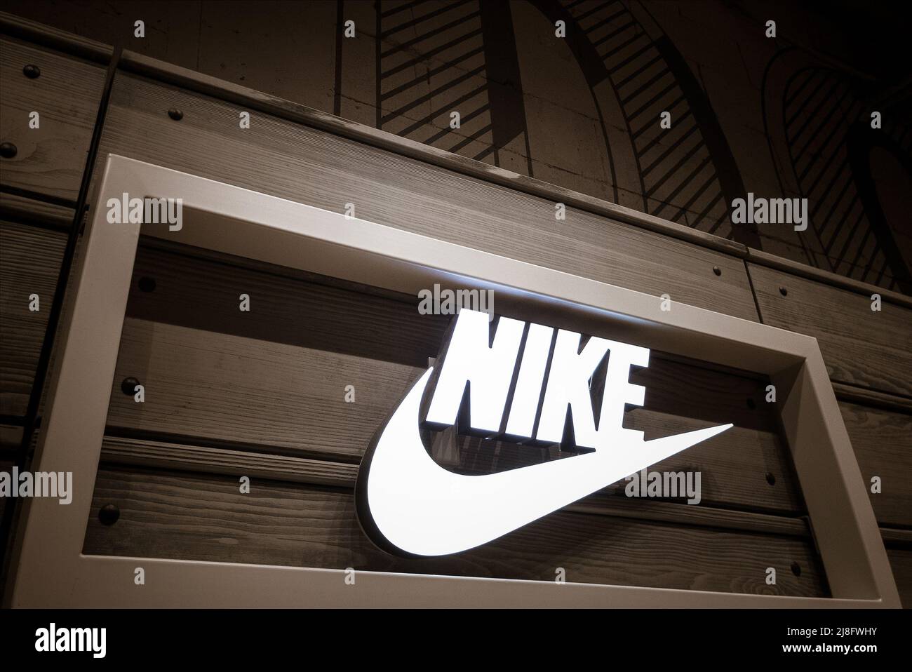 Nike commercial hi-res stock photography and images - Page 3 - Alamy