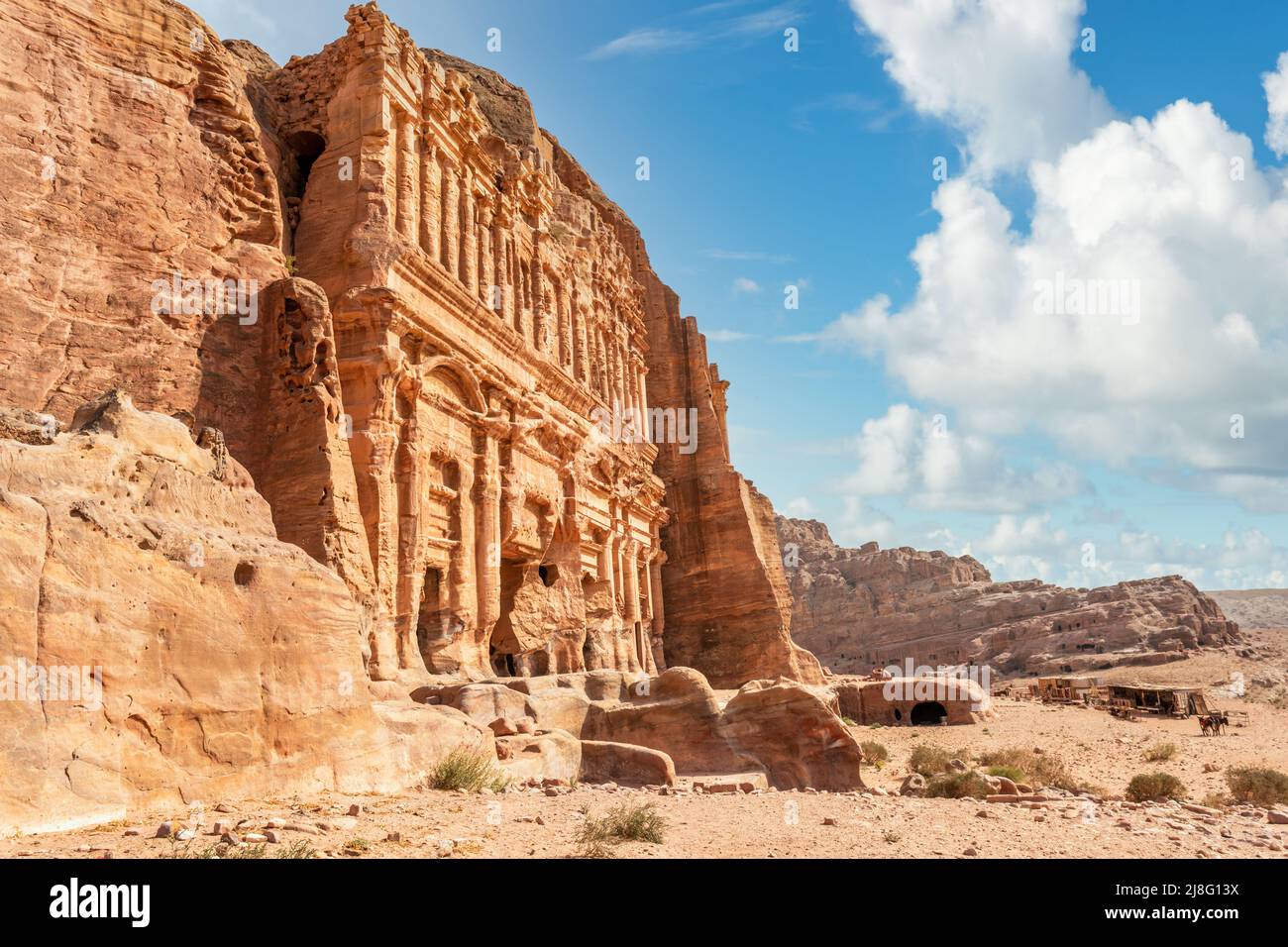 Ancient Nabataean Palace tomb carved in sandstone rock, Petra, Jordan Stock Photo